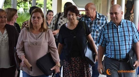 Vicepresidentes y Ministros de Cuba en recorrido por Villa Clara