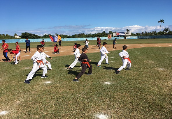 Karate Do otro de los deportes representados en el Acto por el 19 de Noviembre