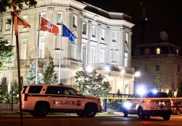 Urgente: Abren fuego contra embajada cubana en Washington