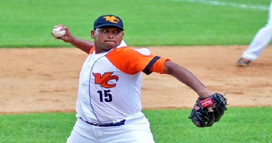 freddy asiel alvarez, pelotero