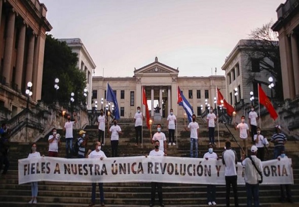 2701 marcha antorchas2