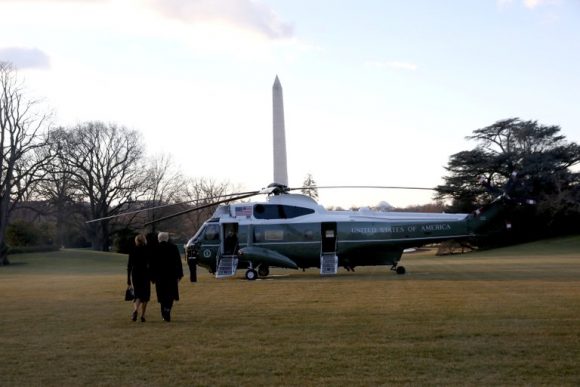 trump deja la casa blanca 580x387 1