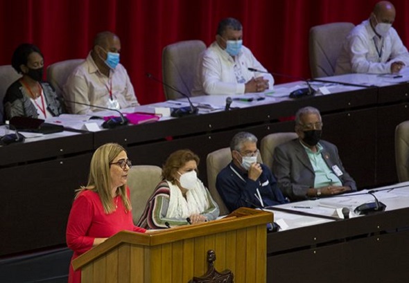 Meisi-BolaÃ±os-Weiss-ministra-de-Finanzas-y-Precios-