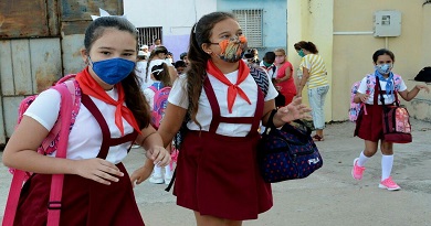 1511 estudiantes cubanos1