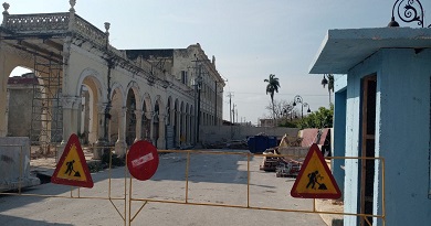 Reparación de la Tienda Fin de Siglo