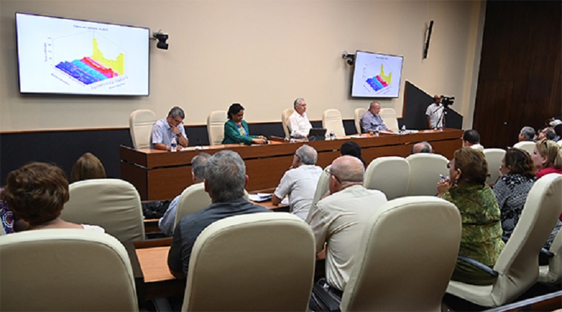 Presentan propuesta para el perfeccionamiento del Programa del Médico y la Enfermera de la Familia