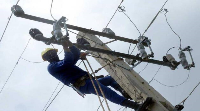 Se prevé que el domingo quede restablecido el servicio eléctrico afectado por Idalia