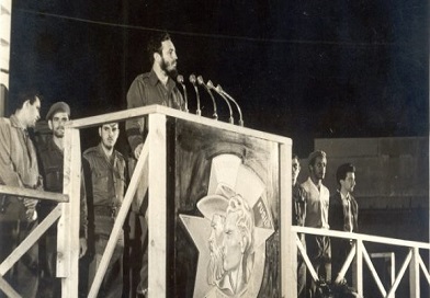 Fidel Castro y la UJC 04 04 1962 06 580x313 1