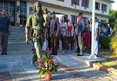 Evocan en Villa Clara fundación del Partido Comunista de Cuba