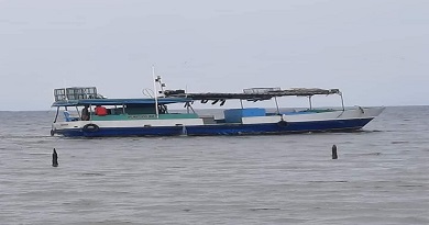 Reciben pescadores de Caibarién bandera de Vanguardia Nacional (+Audio)