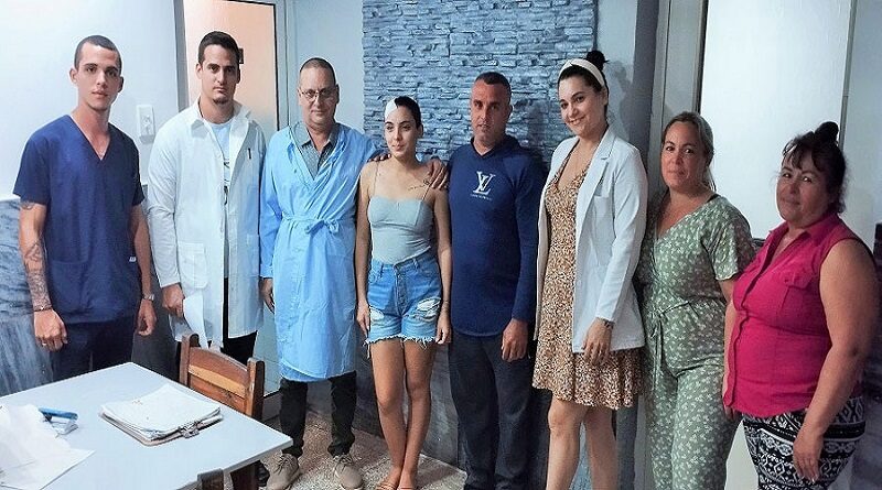 Natalia regresó a casa tras exitosa cirugía cerebral