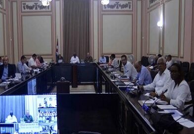 Consejo de Estado examina implementación del programa para corregir distorsiones y reimpulsar la economía, y otros temas de la agenda nacional