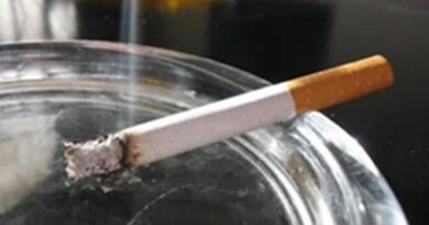 Un estudio apunta al tabaco y al colesterol como causas clave del infarto en jóvenes Un estudio apunta al tabaco y al colesterol como causas clave del infarto en jóvenes