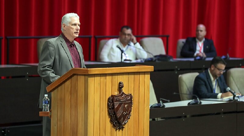 Insta Díaz-Canel a impregnar legado fidelista al año 2026