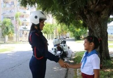 Héroes de azul: 67 años junto al pueblo