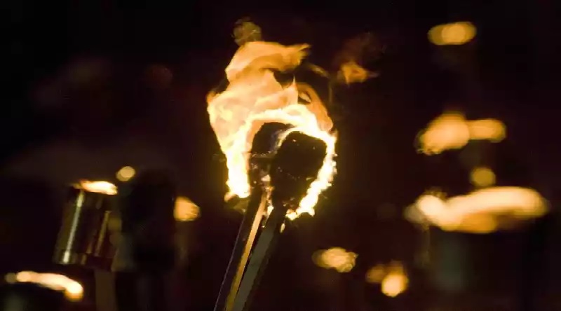 Otra vez en Santa Clara la luz de las antorchas por el Maestro