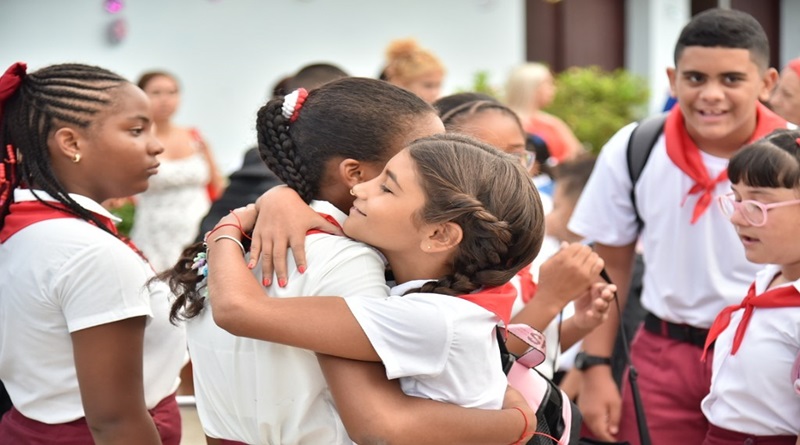Cerca de un millón 500 mil estudiantes volverán a las aulas en Cuba
