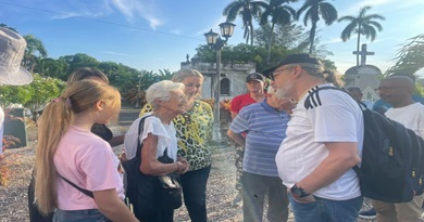 Inician actividades para homenajear a los radioaficionados cubanos