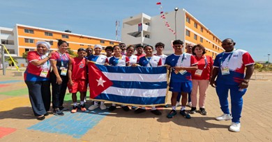 Diplomacia y deporte se abrazan en la Villa Olímpica
